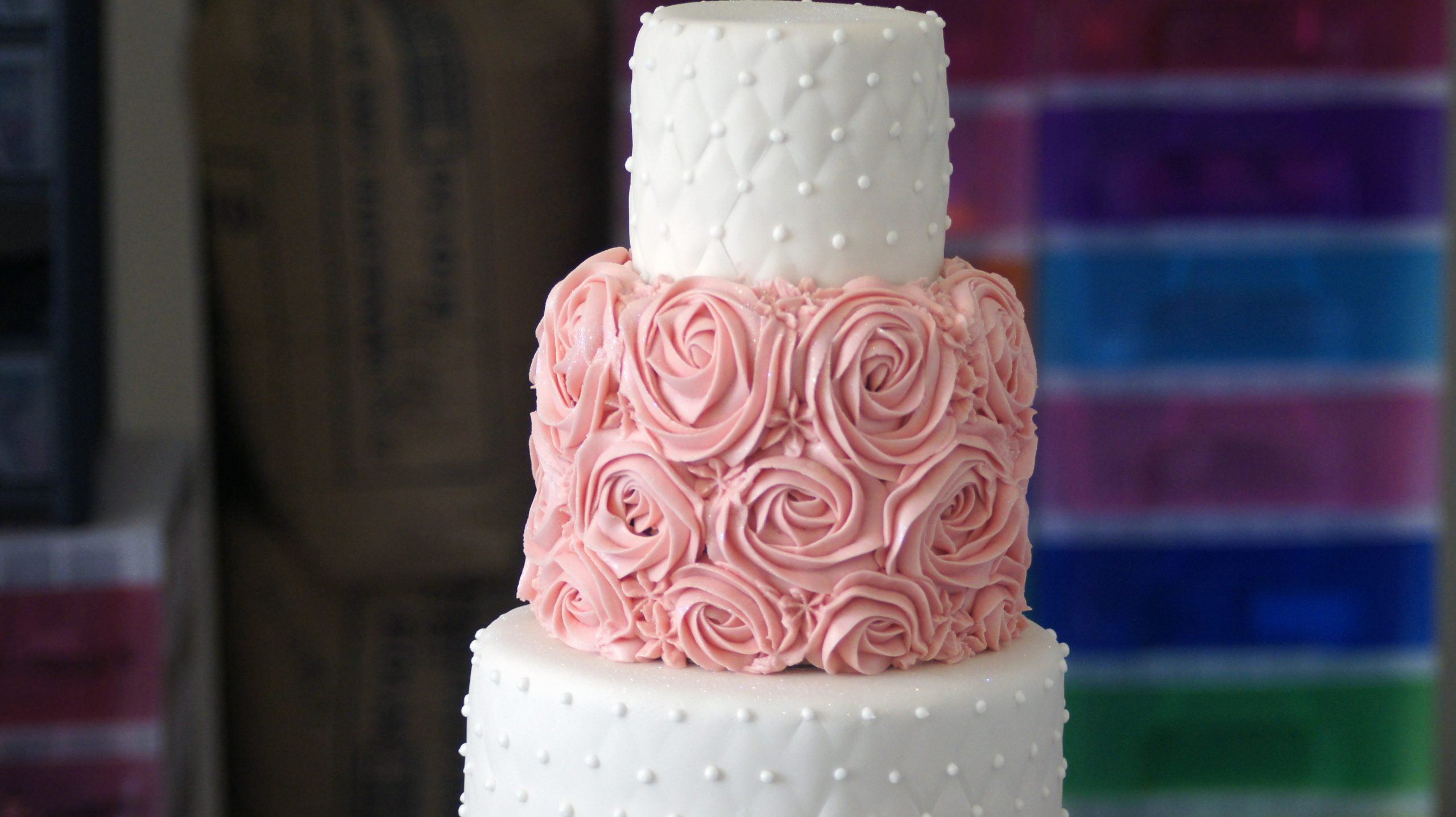 wedding cakes Leeds